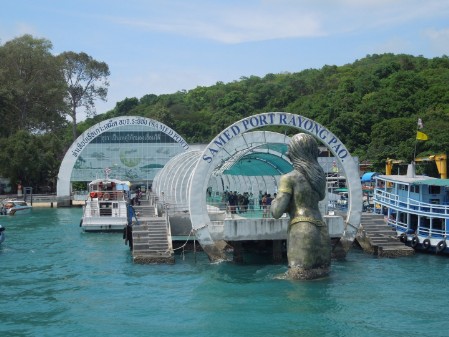 Na Dan Pier Koh Samet